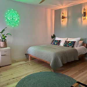  Guest house Monkey Tree